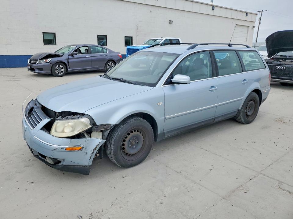 48246346 :رقم المزاد ، WVWVD63B12E418552 vin ، 2002 Volkswagen Passat مزاد بيع