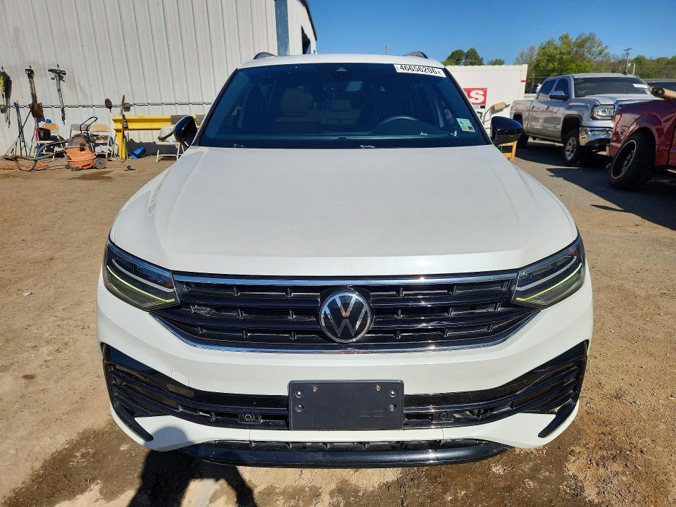 46656206 :رقم المزاد ، 3VVCB7AX8PM044168 vin ، 2023 Volkswagen Tiguan مزاد بيع