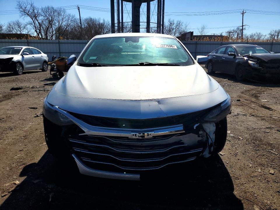 41877696 :رقم المزاد ، 1G1ZD5ST2KF123131 vin ، 2019 Chevrolet Malibu مزاد بيع
