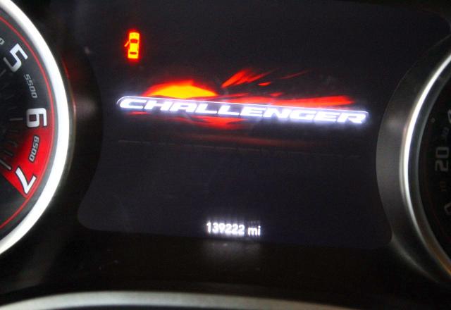 47116076 :رقم المزاد ، 2C3CDZDJ4FH869217 vin ، 2015 Dodge Challenger مزاد بيع