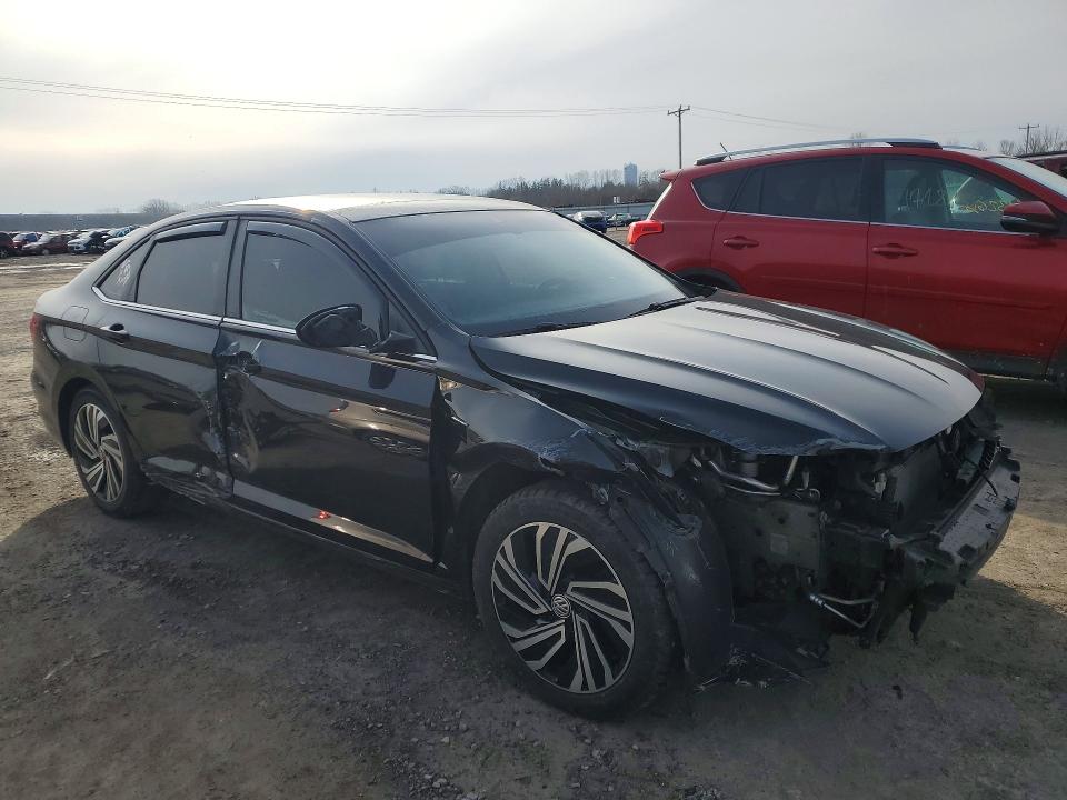 47056916 :رقم المزاد ، 3VWE57BU8MM013322 vin ، 2021 Volkswagen Jetta مزاد بيع