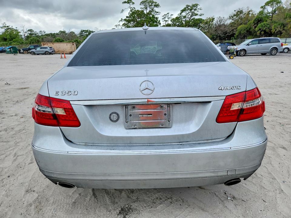 Продажа на аукционе авто 2010 Mercedes-benz E, vin: WDDHF8HB5AA096814, номер лота: 45731126