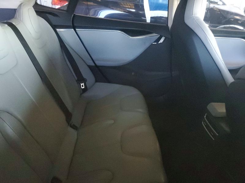 Продажа на аукционе авто 2013 Tesla Model S, vin: 5YJSA1CNXDFP17886, номер лота: 46762296