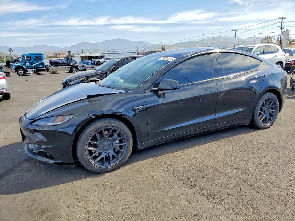Продажа на аукционе авто 2024 Tesla Model 3, vin: 5YJ3E1EA2RF747636, номер лота: 79271925