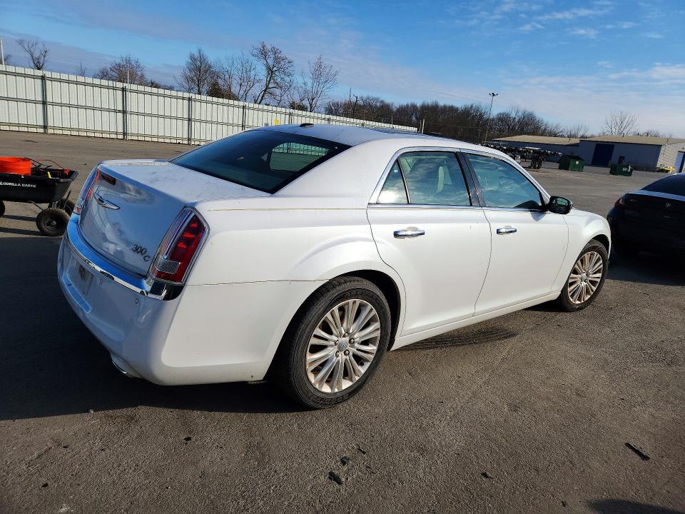 41923026 :رقم المزاد ، 2C3CCAKT2EH142262 vin ، 2014 Chrysler 300c مزاد بيع