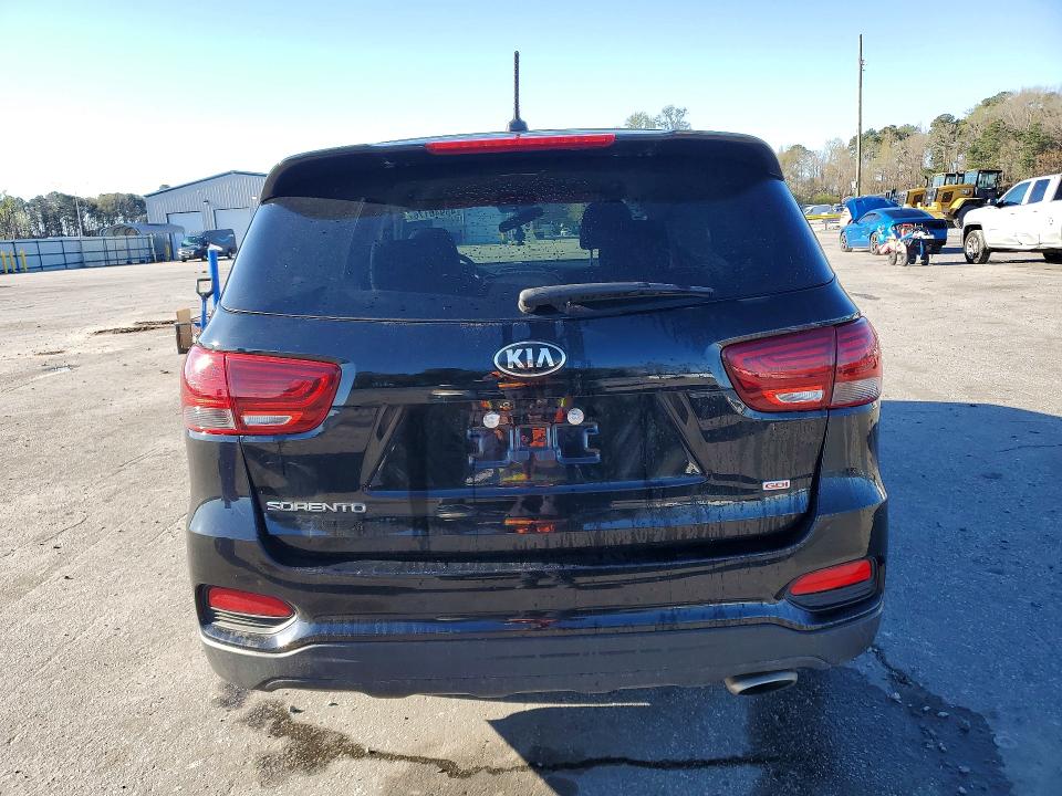 45940176 :رقم المزاد ، 5XYPG4A34KG558974 vin ، 2019 Kia Sorento مزاد بيع