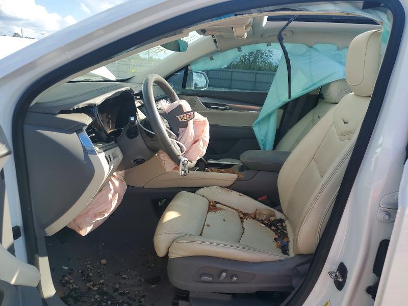 48263186 :رقم المزاد ، 1GYKNCRS1HZ102036 vin ، 2017 Cadillac Xt5 مزاد بيع