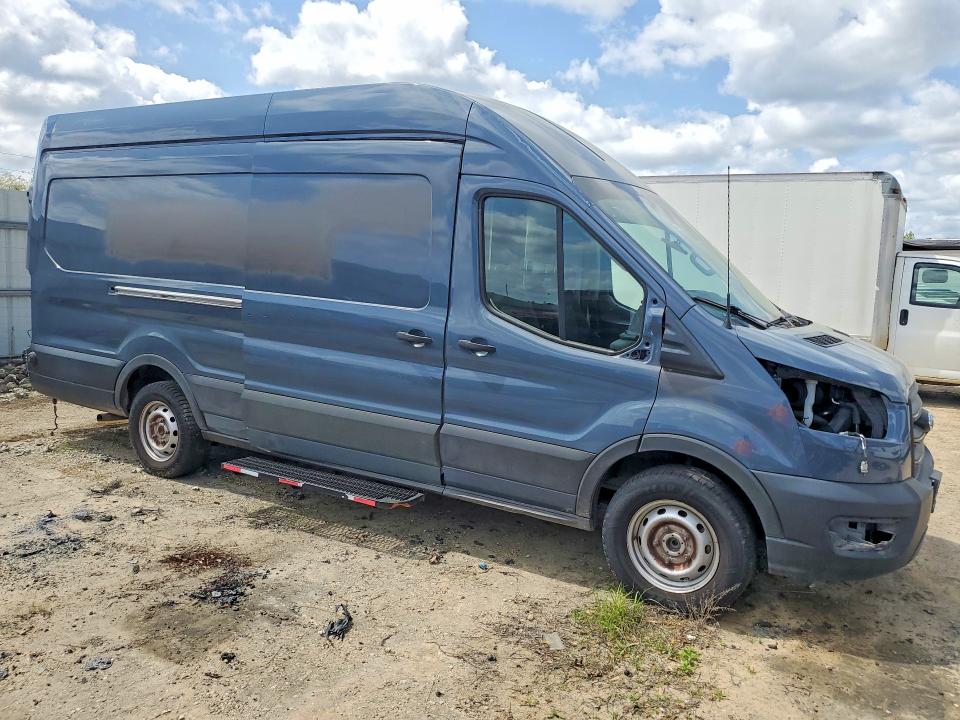 46219206 :رقم المزاد ، 1FTBR3X83LKB04521 vin ، 2020 Ford Transit مزاد بيع
