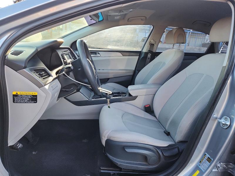 2017 Hyundai Sonata მანქანა იყიდება აუქციონზე, vin: 5NPE24AF6HH498004, აუქციონის ნომერი: 45642686