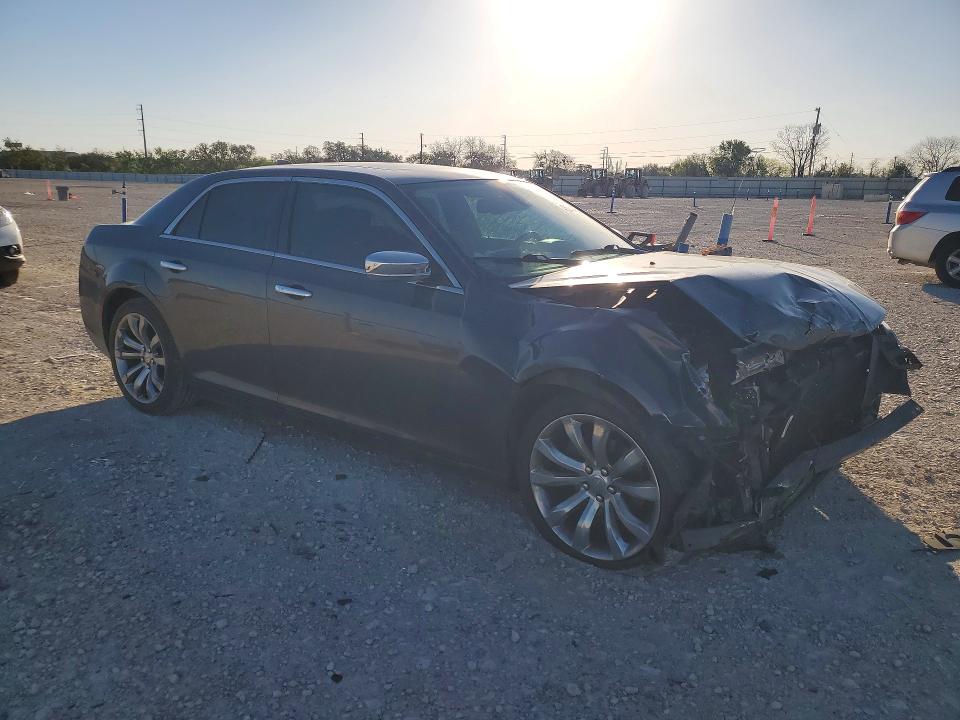 46041466 :رقم المزاد ، 2C3CCAEG9KH563034 vin ، 2019 Chrysler 300 مزاد بيع