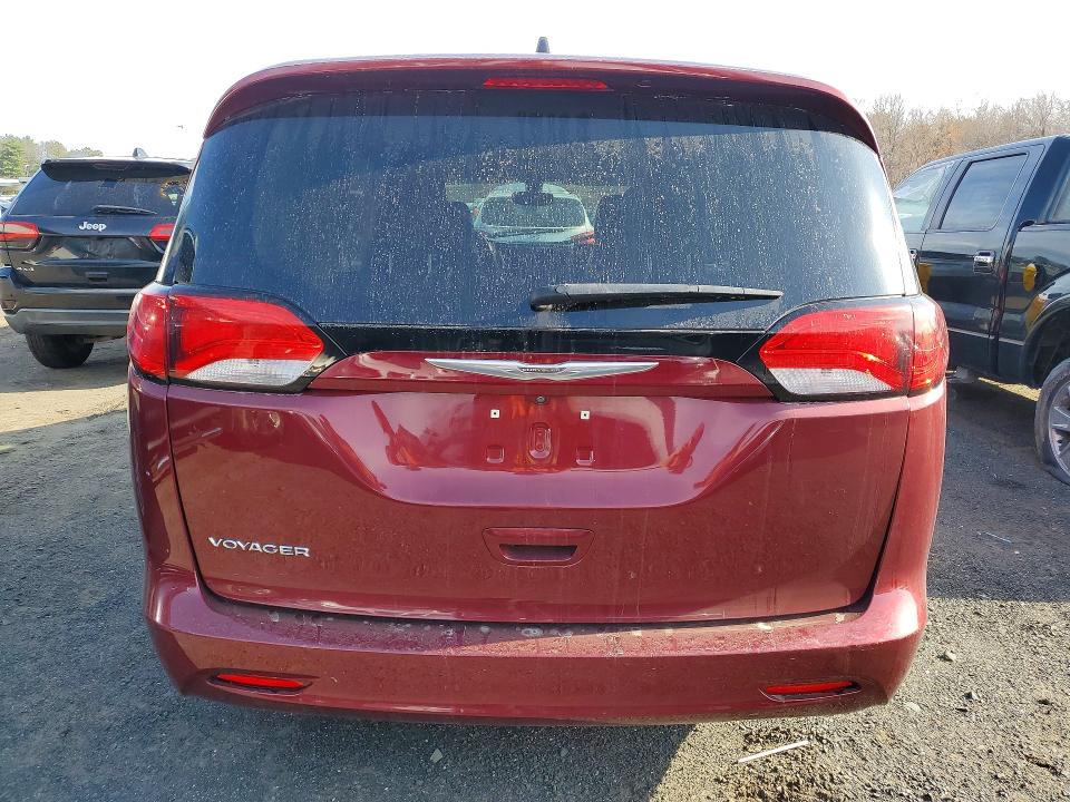 47889346 :رقم المزاد ، 2C4RC1DG0MR520920 vin ، 2021 Chrysler Voyager مزاد بيع