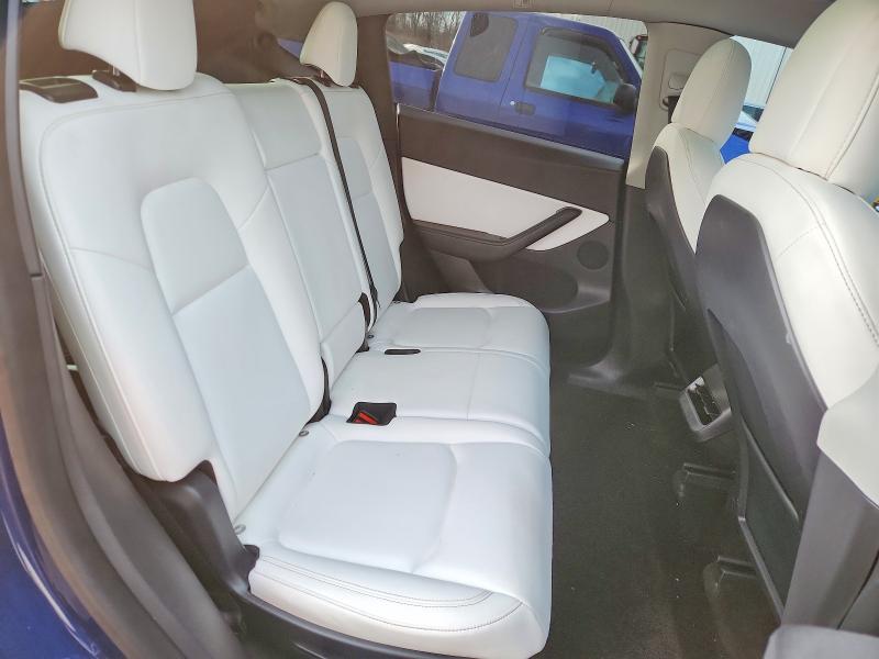 46036726 :رقم المزاد ، 5YJYGAEE9MF202352 vin ، 2021 Tesla Model Y مزاد بيع