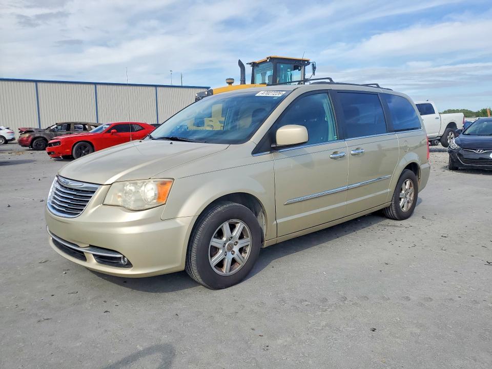 Auction sale of the 2011 Chrysler Town & Country, vin: 2A4RR5DG3BR665320, lot number: 47027226
