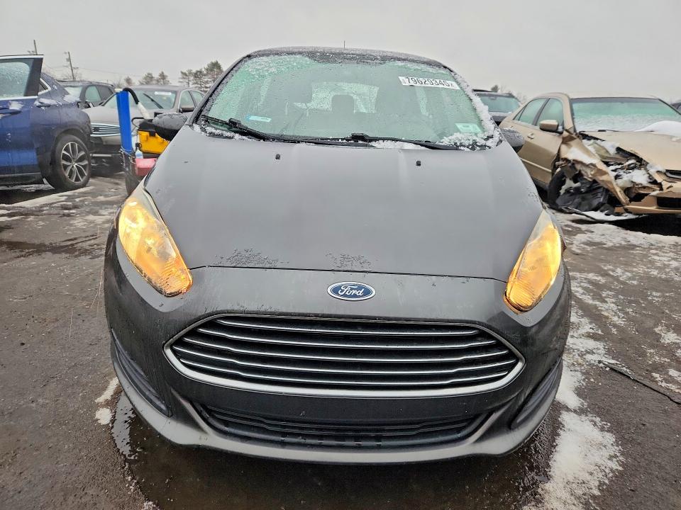 79629345 :رقم المزاد ، 3FADP4EJ9HM129441 vin ، 2017 Ford Fiesta مزاد بيع