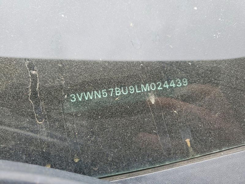 47787386 :رقم المزاد ، 3VWN57BU9LM024439 vin ، 2020 Volkswagen Jetta مزاد بيع