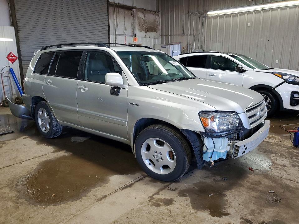 45756996 :رقم المزاد ، JTEEP21A540031444 vin ، 2004 Toyota Highlander مزاد بيع