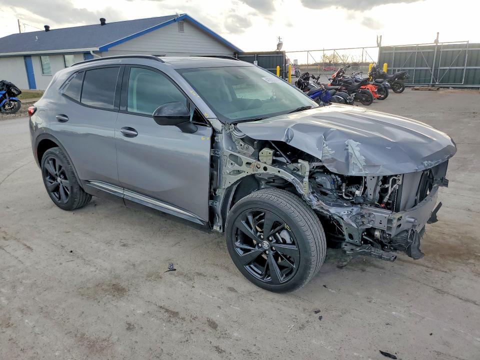 41918256 :رقم المزاد ، LRBFZNR40ND062337 vin ، 2022 Buick Envision مزاد بيع