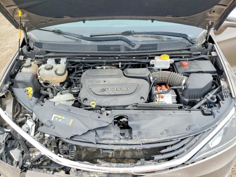 Продаж на аукціоні авто 2018 Chrysler Pacifica, vin: 2C4RC1N71JR133402, номер лоту: 79721015