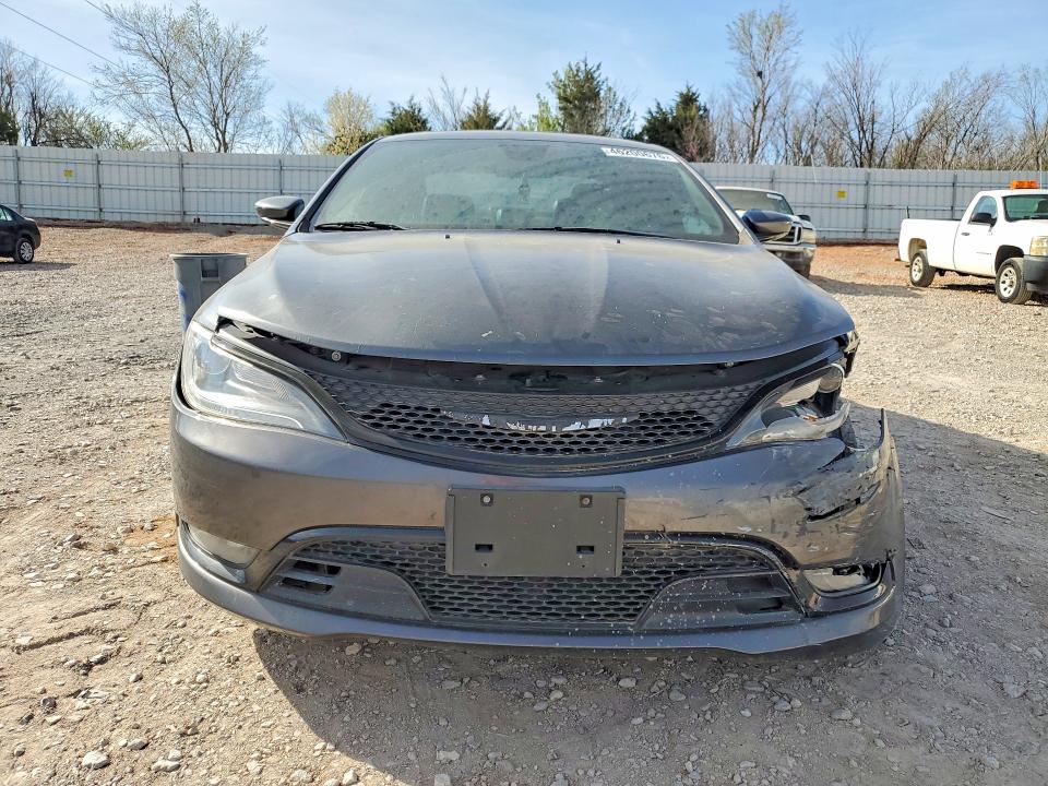 46200676 :رقم المزاد ، 1C3CCCBB0FN538461 vin ، 2015 Chrysler 200 مزاد بيع