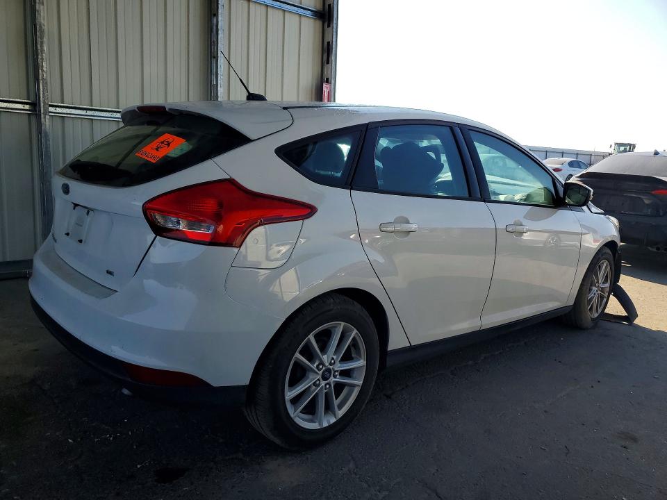 2015 Ford Focus მანქანა იყიდება აუქციონზე, vin: 1FADP3K2XFL242708, აუქციონის ნომერი: 46914256