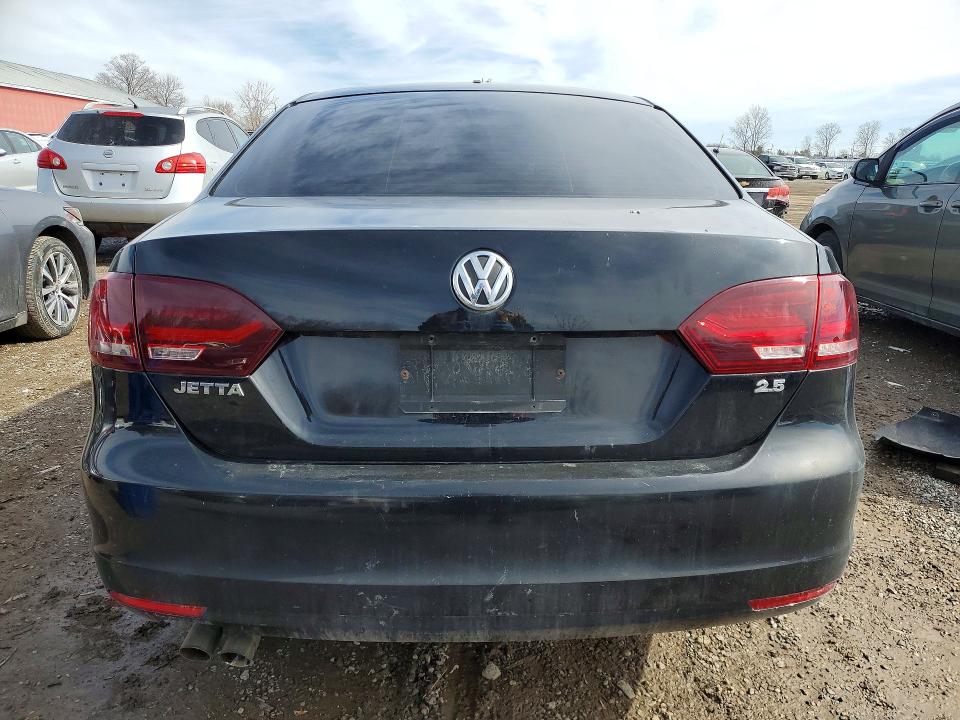 41979866 :رقم المزاد ، 3VWDX7AJ6DM397646 vin ، 2013 Volkswagen Jetta مزاد بيع
