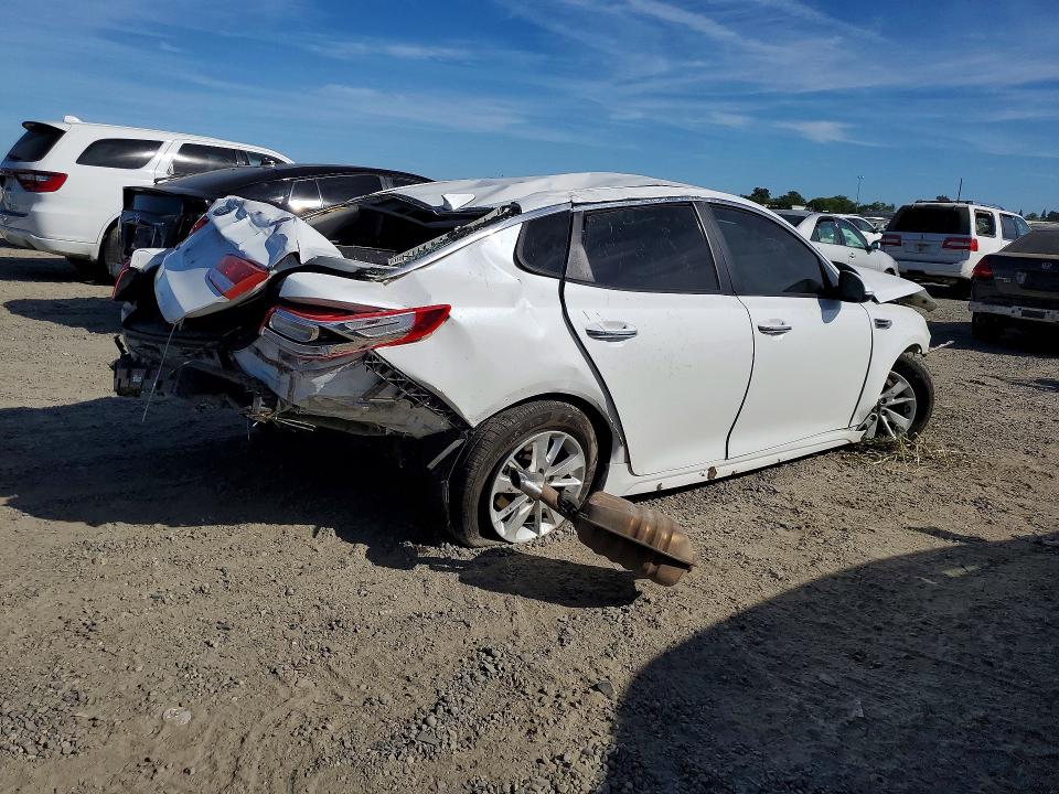 2016 Kia Optima მანქანა იყიდება აუქციონზე, vin: 5XXGT4L37GG026154, აუქციონის ნომერი: 47629406