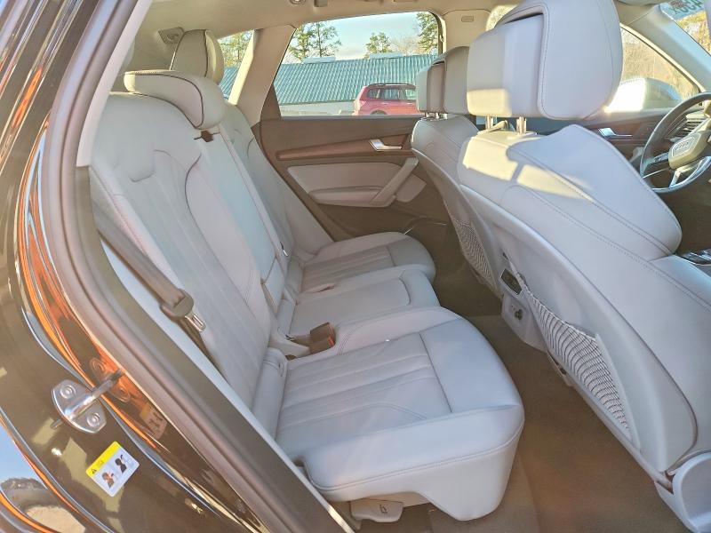 45632456 :رقم المزاد ، WA1G2AFY0R2102423 vin ، 2024 Audi Q5 E مزاد بيع