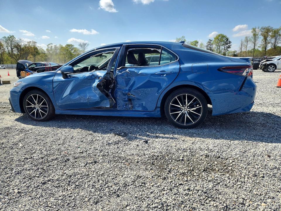 2023 Toyota Camry მანქანა იყიდება აუქციონზე, vin: 4T1G11AK0PU139304, აუქციონის ნომერი: 48255676