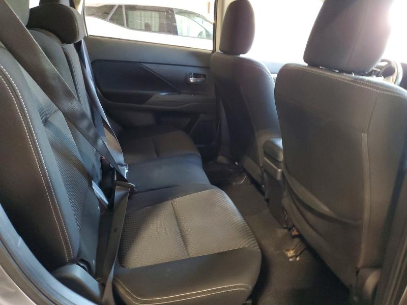 Продаж на аукціоні авто 2018 Mitsubishi Outlander, vin: JA4AZ3A37JJ001933, номер лоту: 79185355