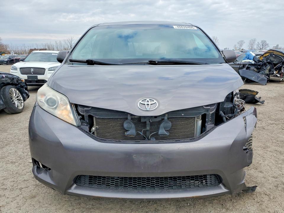 Aukcja sprzedaży 2015 Toyota Sienna, vin: 5TDKK3DC2FS554817, numer aukcji: 46839406
