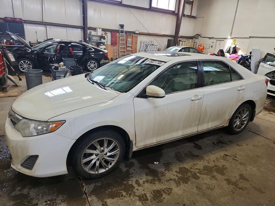 46521746 :رقم المزاد ، 4T1BF1FK8DU671609 vin ، 2013 Toyota Camry Le 4dr مزاد بيع