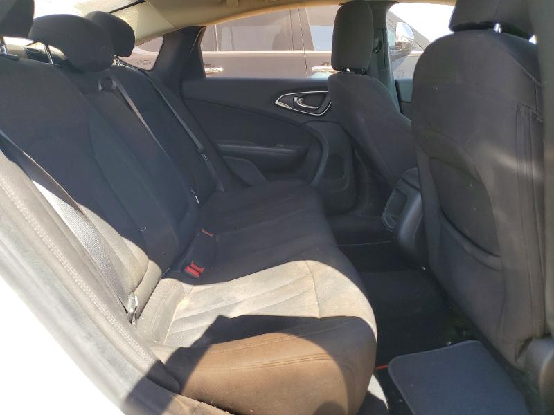 47093736 :رقم المزاد ، 1C3CCCAB3FN569981 vin ، 2015 Chrysler 200 مزاد بيع