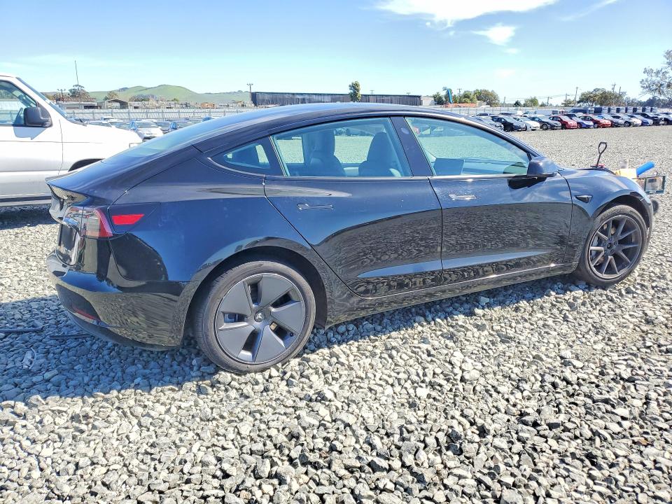2023 Tesla Model 3 მანქანა იყიდება აუქციონზე, vin: 5YJ3E1EB3PF608007, აუქციონის ნომერი: 41801826