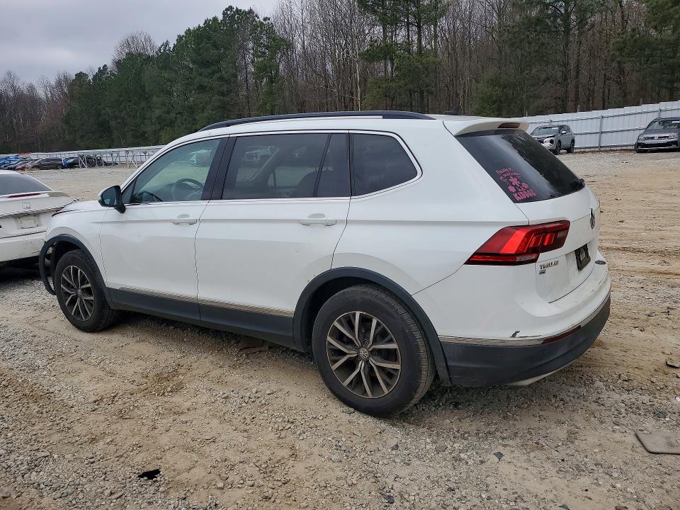 79519145 :رقم المزاد ، 3VV3B7AX3JM020819 vin ، 2018 Volkswagen Tiguan مزاد بيع