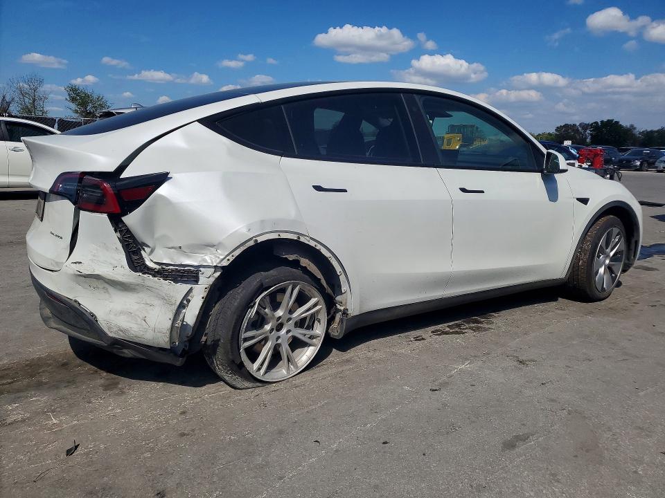 41868616 :رقم المزاد ، 7SAYGDEEXPF788262 vin ، 2023 Tesla Model Y مزاد بيع