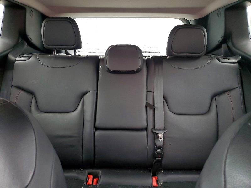47105766 :رقم المزاد ، ZACCJBCT3FPB85126 vin ، 2015 Jeep Renegade مزاد بيع