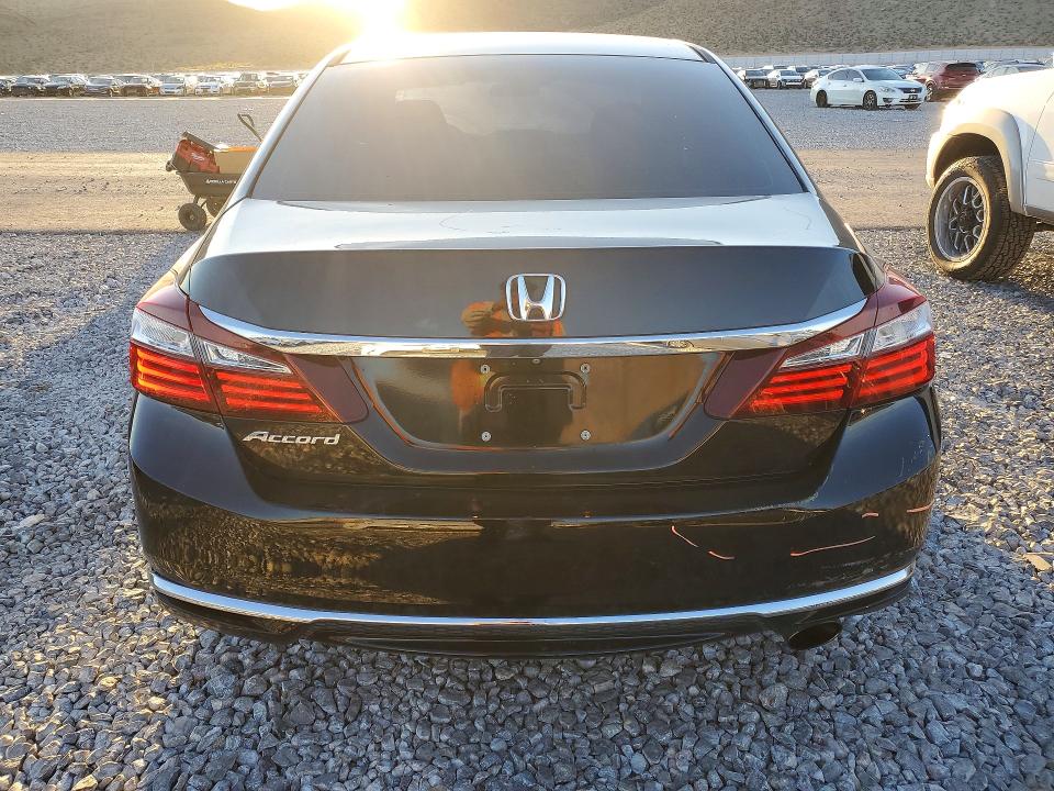 47702856 :رقم المزاد ، 1HGCR2F40GA227638 vin ، 2016 Honda Accord مزاد بيع