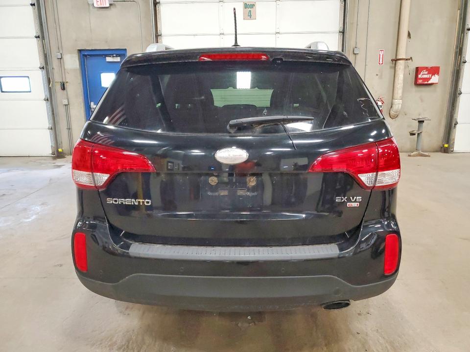 Продаж на аукціоні авто 2015 Kia Sorento, vin: 5XYKUDA70FG556070, номер лоту: 47697436