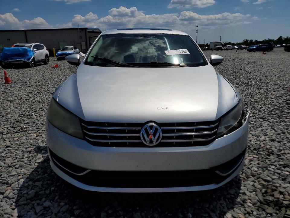 2012 Volkswagen Passat მანქანა იყიდება აუქციონზე, vin: 1VWCH7A30CC024175, აუქციონის ნომერი: 47169776