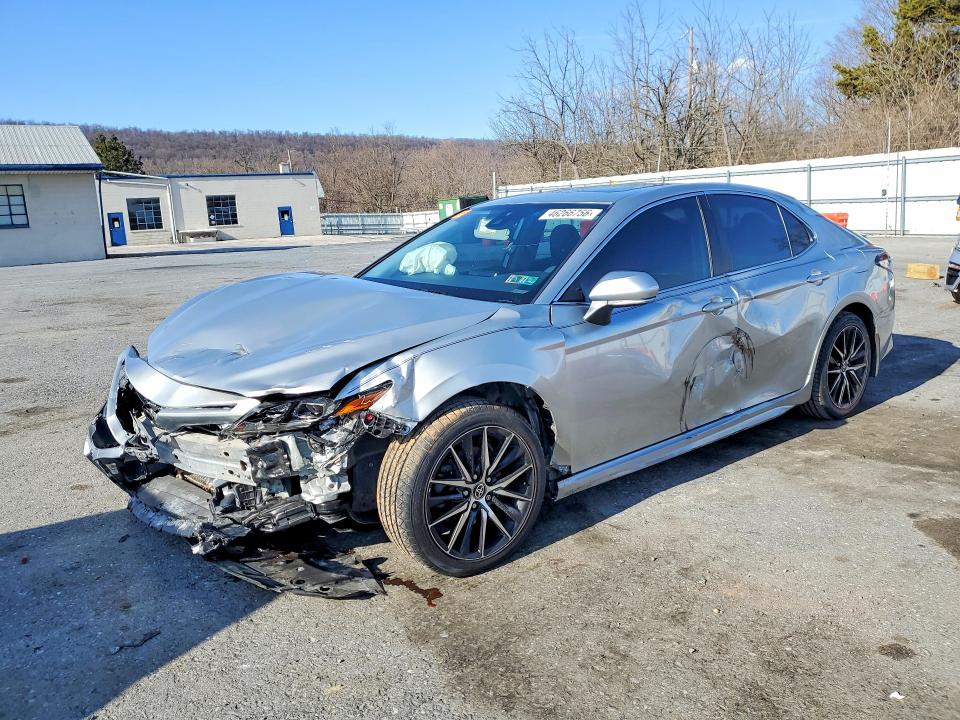 2022 Toyota Camry მანქანა იყიდება აუქციონზე, vin: 4T1T11BK1NU056684, აუქციონის ნომერი: 46266756
