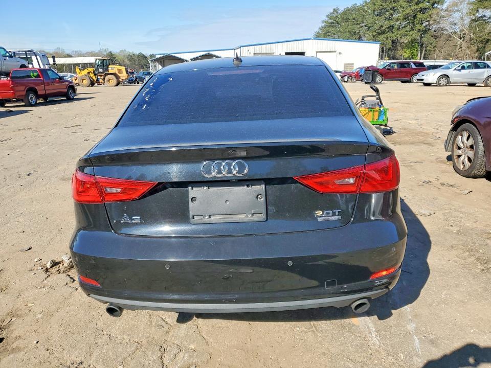Продажа на аукционе авто 2015 Audi A3, vin: WAUEFGFF5F1143177, номер лота: 46510056