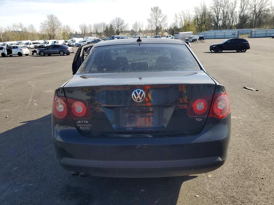2010 Volkswagen Jetta მანქანა იყიდება აუქციონზე, vin: 3VWAL7AJ6AM017585, აუქციონის ნომერი: 48277606