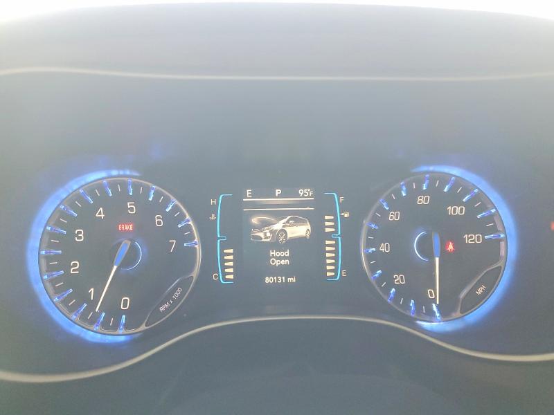47570796 :رقم المزاد ، 2C4RC1BG4JR110118 vin ، 2018 Chrysler Pacifica مزاد بيع