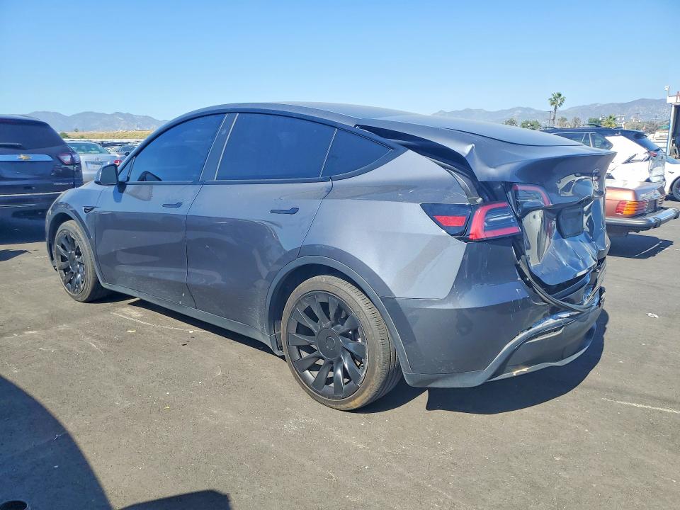 2023 Tesla Model Y მანქანა იყიდება აუქციონზე, vin: 7SAYGAEE1PF948558, აუქციონის ნომერი: 41987026