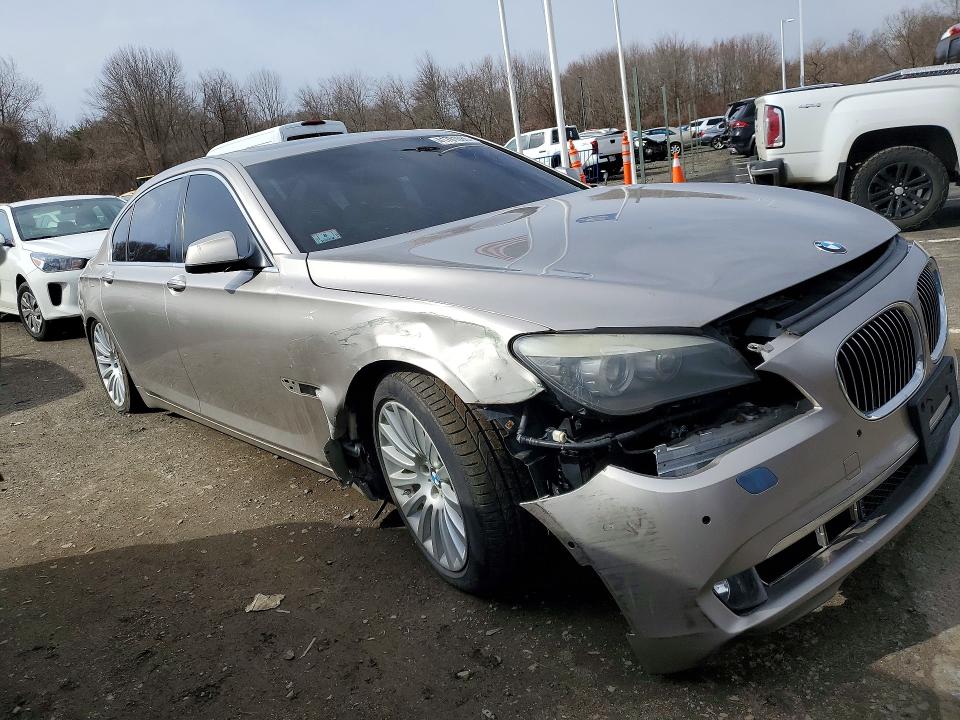 2010 Bmw 750 მანქანა იყიდება აუქციონზე, vin: WBAKC8C5XAC430220, აუქციონის ნომერი: 41761986