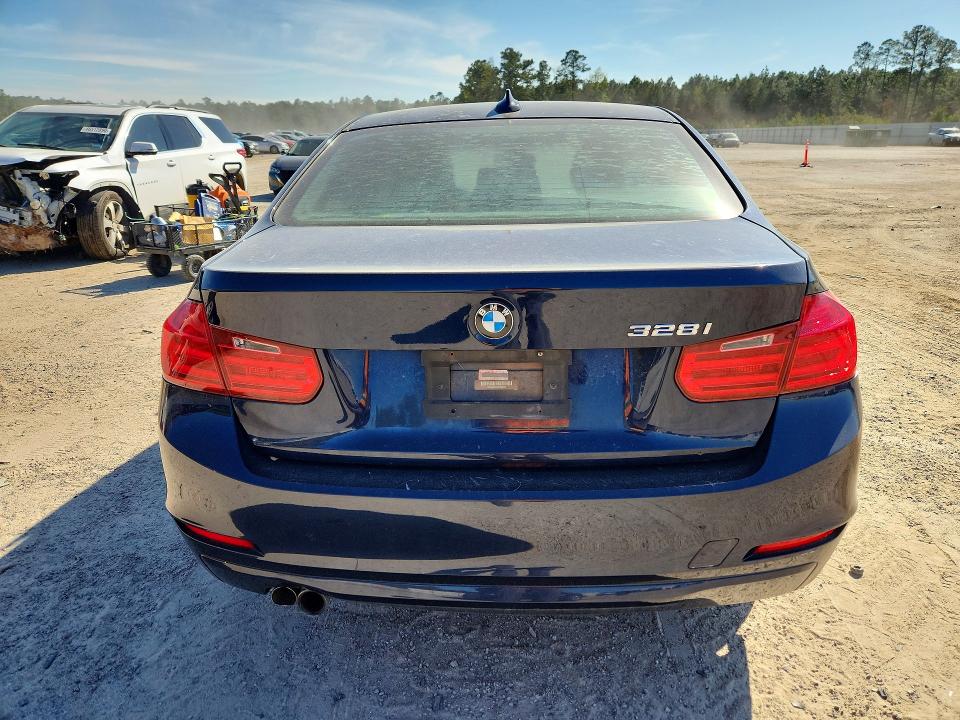 2014 Bmw 328 მანქანა იყიდება აუქციონზე, vin: WBA3A5C51EJ465027, აუქციონის ნომერი: 46189826