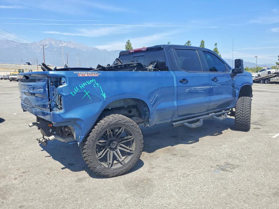 Продажа на аукционе авто 2024 Chevrolet Silverado, vin: 3GCUDFE86RG215690, номер лота: 47596016