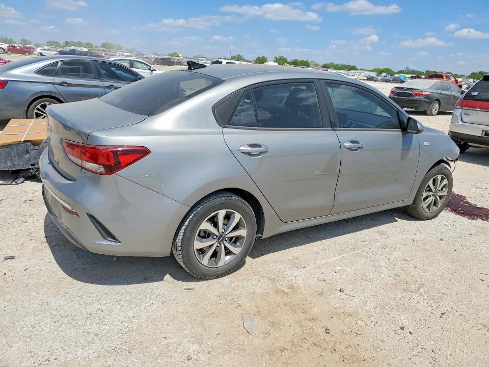 41843286 :رقم المزاد ، 3KPA34AC8NE503558 vin ، 2022 Kia Rio Lx مزاد بيع