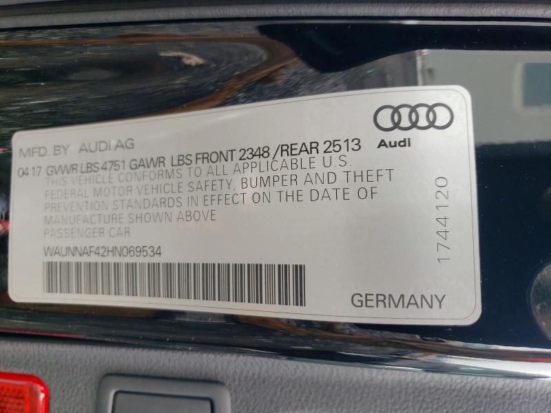 Продаж на аукціоні авто 2017 Audi A4, vin: WAUNNAF42HN069534, номер лоту: 79941095