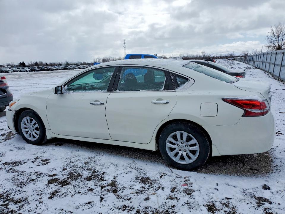 2014 Nissan Altima მანქანა იყიდება აუქციონზე, vin: 1N4AL3AP2EN241342, აუქციონის ნომერი: 41686816
